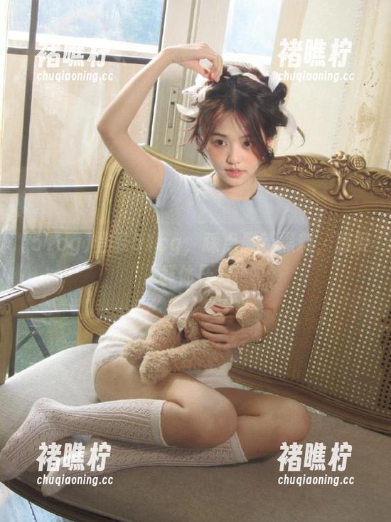 登录51cg，踩点最新黑料，感受群体压力