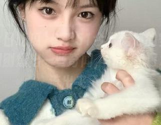 似乎51今日吃瓜的安卓客户端刚刚爆出一些奇闻，还有我口水都快流出来了！