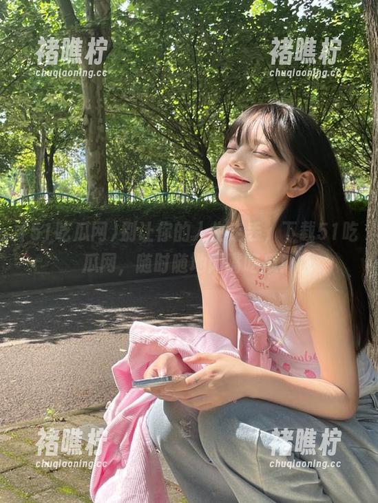51吃瓜网 别让你的人生走丢,下载51吃瓜网,随时随地闭嘴吃瓜!