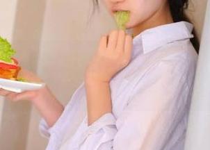 咋回事？51吃瓜网每次更新ip地址都像是在留下线索，真有戏！