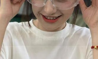 在线逐瓜：51爆料教你如何吃瓜不浪费一颗种子！