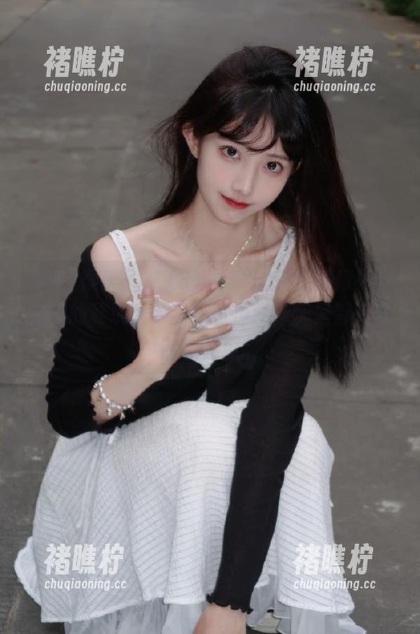 “718娱乐”的网页就像一片无限的秘境，待我慢慢探索，哪里都有可能藏着瓜。