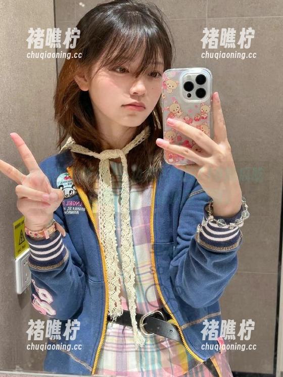 一边刷iOS的718黑瓜吃料，一边感受逗趣的瓜友互动。