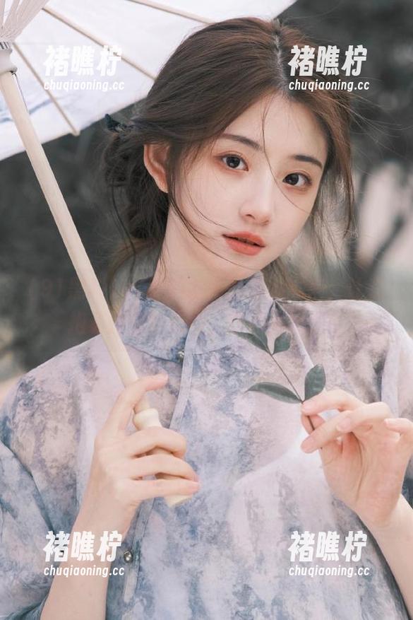 91黑料发布的瓜扔过来，让我抱着怀疑的态度，慢慢消化了！