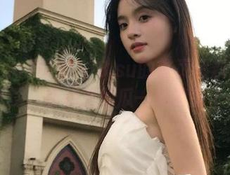 原来988.su的首页黑料藏得这么深，我都想和瓜一起消失了…