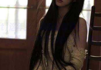 这年头，郑重推荐你去zztt21看这个视频，嘴角不自觉上扬的那种！