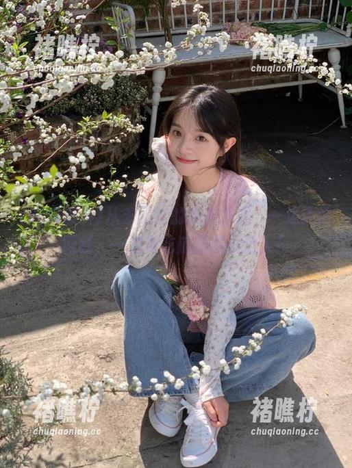 吃瓜爆料 从未见过的观看方式,一边评论网红,一边做吃瓜爆料小达人!