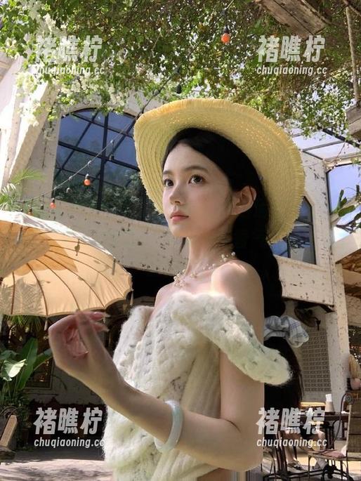 吃瓜网网页的热潮汹涌，今天的瓜像是初夏的风，捎来一阵香气，让人心欲荡漾。