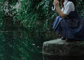 吃瓜网的传送门，感觉像是无底洞，黑料连连，妙趣横生。