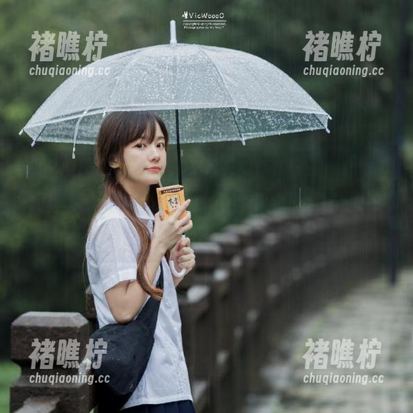 这位网红居然发布了介绍“吃瓜网址”的教程，大家的小心脏别跳太快！