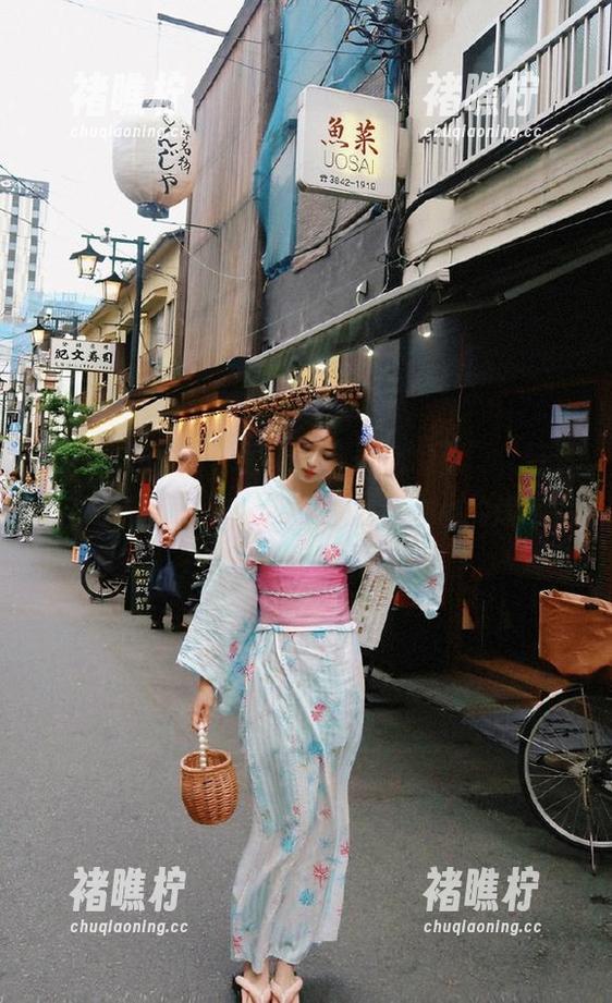 一登入“我要吃瓜群”，好多好奇心膨胀，仿佛我成了潮流中心的追踪者。