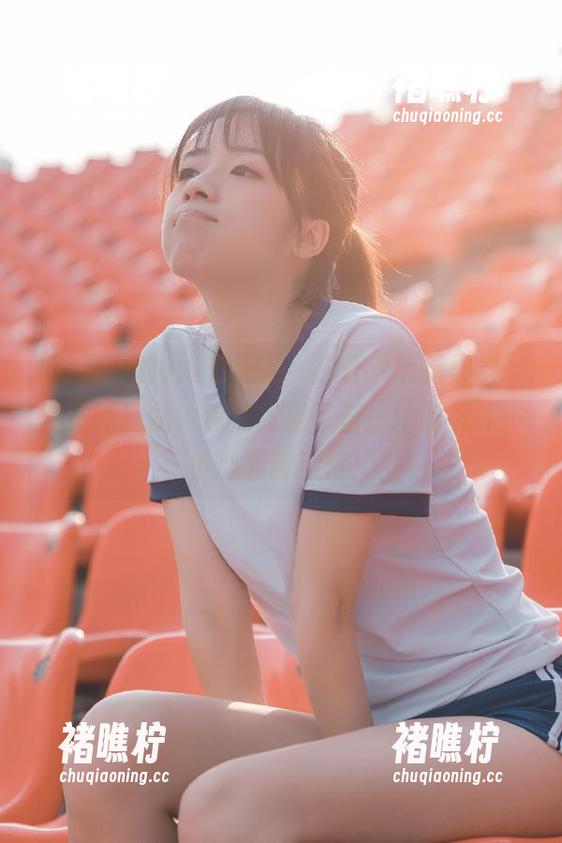 闲着无聊，打开“明星黑料”发布的网站，竟然发现了新一轮的战斗…小心翘首期待！