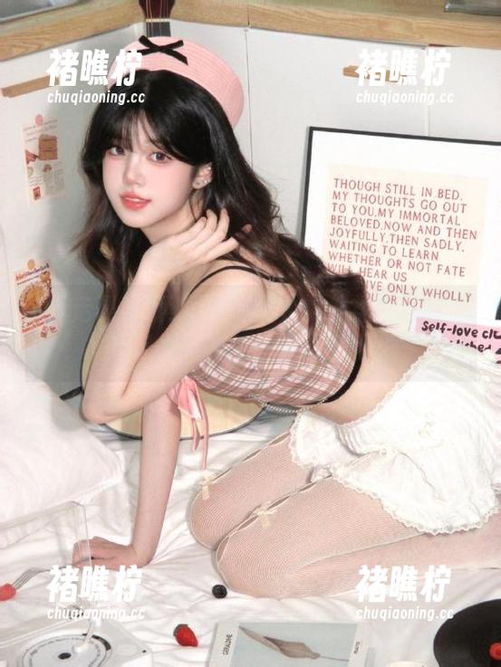 网页上的暴走黑料居然让我产生了反向审美，你敢信吗？