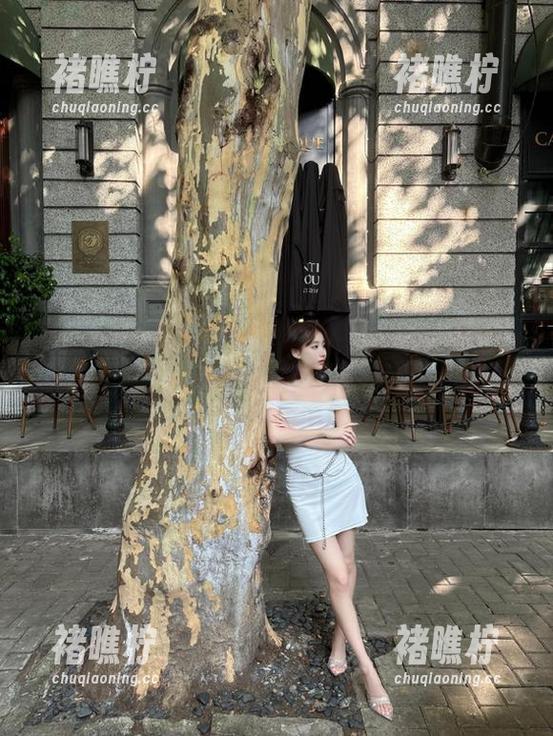 哈哈，网曝吃瓜官网的新奇剧情，感觉就像在撕开一层泡泡糖！