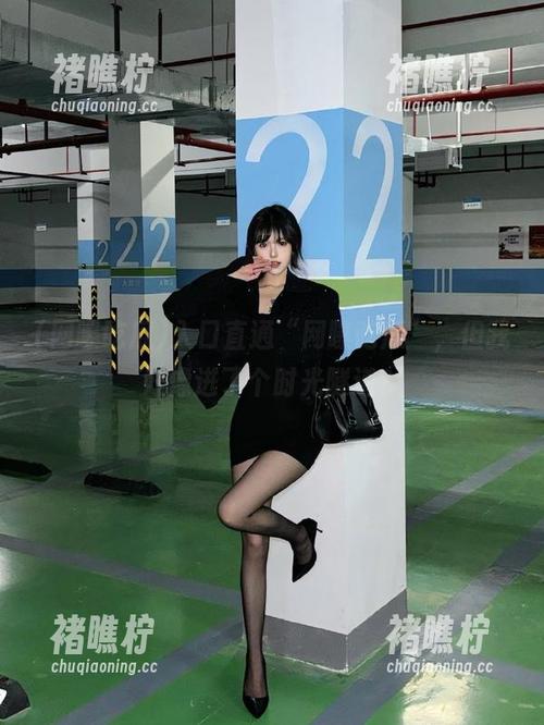 入口直通“网曝吃瓜”，但我好像进了个时光隧道？