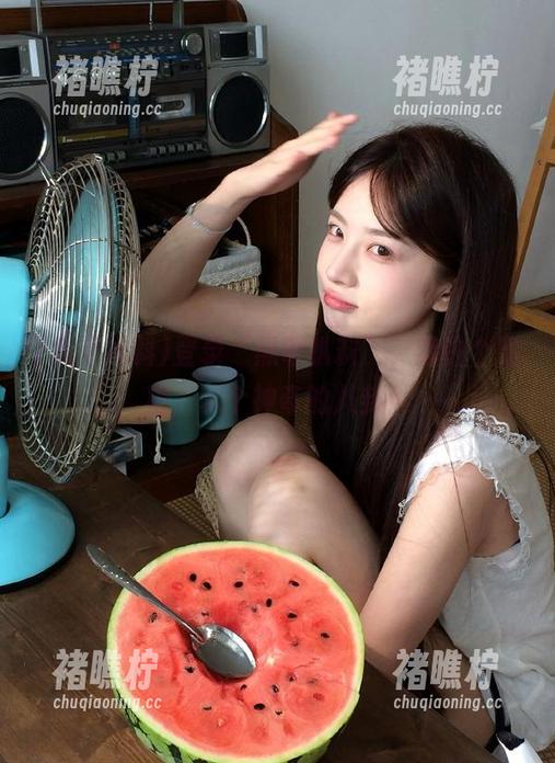 黑哥扒料 登录“黑哥扒料”,我许个愿望,求个神奇的八卦!