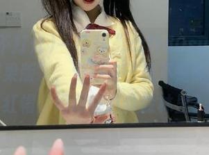 一打开“zztt40su黑料不打烊苹果版”，觉得自己是不是能秒变小红帽，闲逛在八卦森林里？