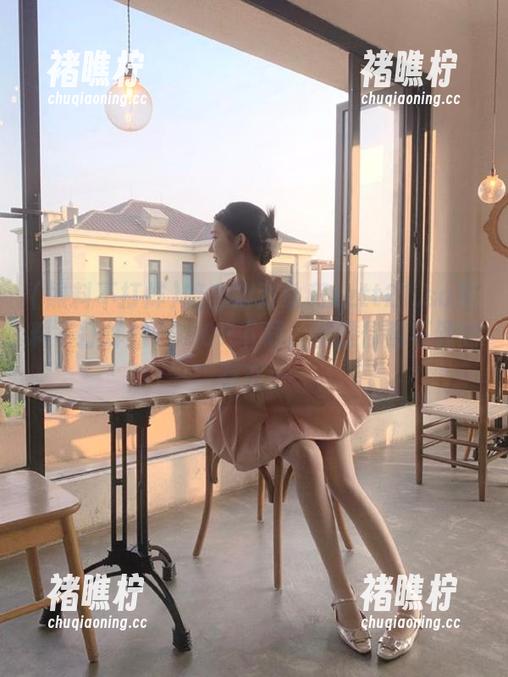 暗恋的对象和zztt21.su黑料不打烊的1080P下载，都是你触不到的存在…