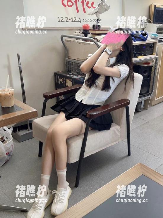 逃不了，黑料社新入口让我瞬间觉得自己是个八卦侦探！