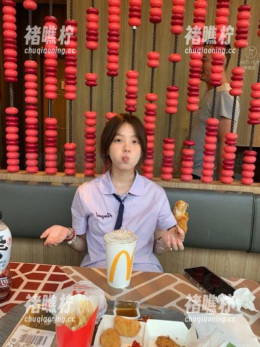 来来来，黑料网传送门值得一进，瞧瞧这次带来的新奇玩意儿！