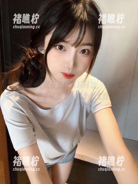 深夜登录黑料网址，手一颤，差点把手机扔了，那个瓜太炸！