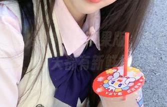 黑料网址苹果版，瓜友们的聚集地，每天都有新鲜货上架！
