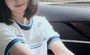 点击黑料老司机heiliao的链接，仿佛走入一个奇妙的八卦世界