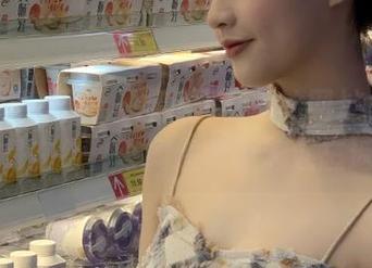 听别人聊起黑社料的网址，我却总是在各种奇闻趣事中流连忘返！